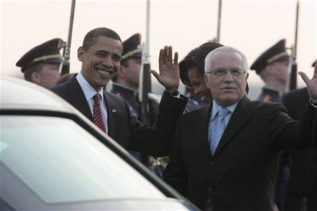 Obama s Václavem Klausem na loské návtv v PRaze