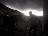 Temné nebe nad farmou Drangshlid v blízkosti sopky Eyjafjöll