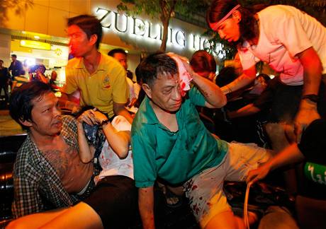 Thajci zranní po explozi