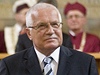 Prezident Václav Klaus pedával profesorské tituly spolu s ministryní kolství Miroslavou Kopicovou.