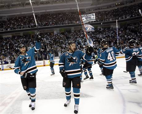 Hokejisté San Jose vyadili v play off Detroit.