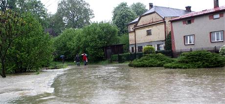 Tetí povodový stupe platí v Petrovicích na Karvinsku