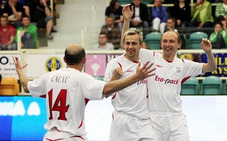 Futsal: Luká Reetár (uprosted) v ligovém zápase.