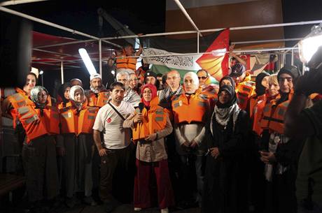 Propalestintí aktivisté na lodích smujících do Gazy