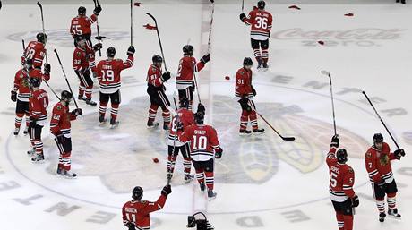 Finle Stanley Cupu: Chicago - Philadelphie.