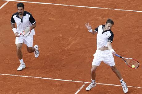 Daniel Nestor (vpravo) a Nenad Zimonji