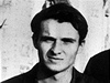Jan Palach, student filozofické fakulty UK, který se 16.1.1969 upálil na Václavském námstí v Praze.