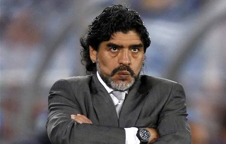 Argentina - ecko (zachmuen Maradona).