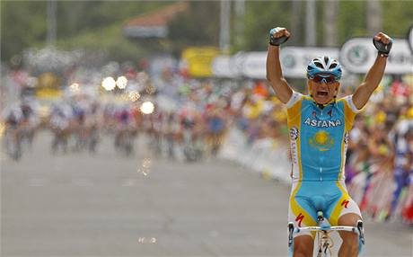 Tour de France: Alexander Vinokourov v cíli