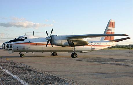 Pozorovací letoun typu Antonov An-30B.