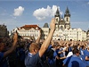 Fanouci fotbalového klubu Lech Pozna se shromádili v centru Prahy. Odtud se spolen vydali na Letnou.