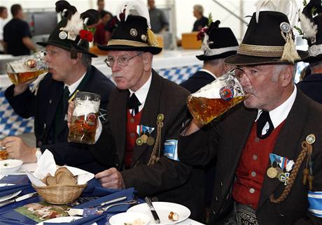 V Mnichov po 177. zaíná tradiní Oktoberfest. Slaví vak ji 200. výroí od svého vzniku.