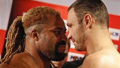 Vitalij Kliko a Shannon Briggs.