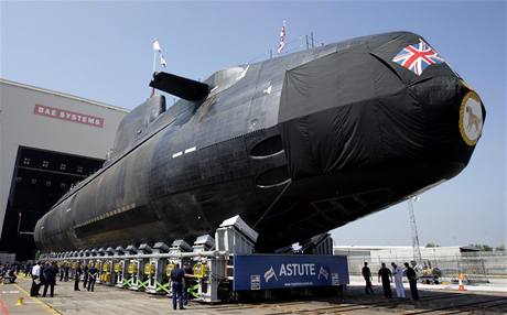 Britsk jadern ponorka HMS Astute.