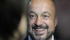 Nově zvolený senátor za Prahu 6 Petr Bratský hovoří s novináři v tiskovém středisku strany v Praze, kde 23. října sledoval výsledky druhého kola senátních voleb. | na serveru Lidovky.cz | aktuální zprávy
