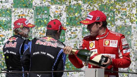 Zleva: Vettel, Webber a Alonso.