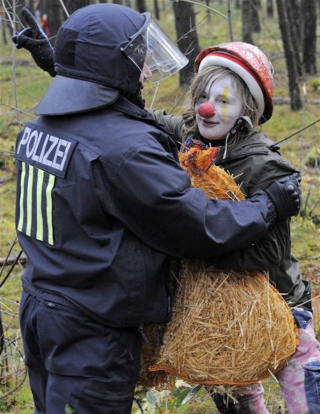 Protesty proti jadernmu transportu