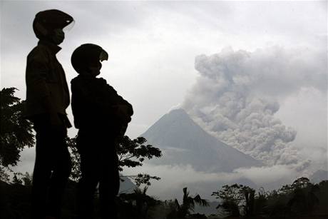 Indonéská sopka Merapi rozpoutala dalí silnou erupci.