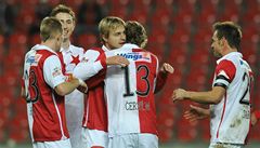Slavia - ikov (zleva: Jakub Hora, Josef Kaufman, Jaroslav erný, Milan erný, Luká Jarolím)