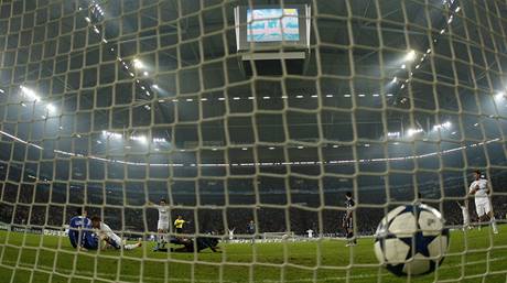Schalke 04 - Lyon (gl Huntelaara).