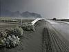 Msíní krajina. Islandská sopka Eyjafjallajökull se po 200 letech probudila, zemi pokryla popelem a ochromila leteckou dopravu po celé Evrop. 