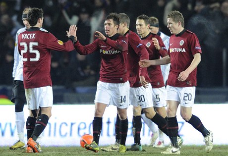 Sparta - CSKA (fotb alisté Sparty slaví branku)