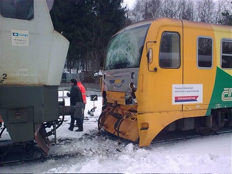 Nehoda vlak u Kamenných ehrovic.
