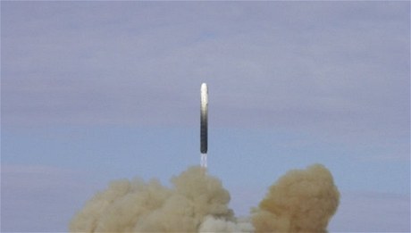 Indie otestovala raketu schopnou nést jadernou nálo