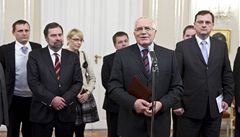 Prezident Václav  Klaus oznamuje výsledky jednání se pikami koaliních stran.