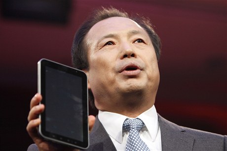 editel Samsungu JK Shin pedstavuje nový 4G Galaxy tablet 4G