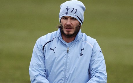 David Beckham u trnuje v Tottenhamu.