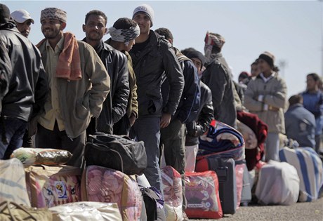 Tisce uprchlk opout Libyi