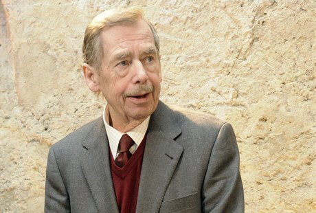 Bývalý prezident Václav Havel informoval na tiskové konferenci v Praze o projektu knihovny nesoucí jeho jméno