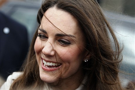 Kate Middletonová na oficiální návtv Severního Irska.