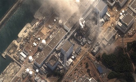 Jaderná elektrárna Fukuima, na snímku hoí reaktor 3