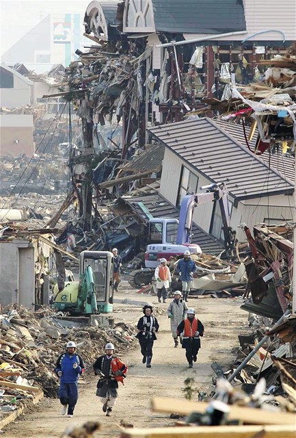 Zkza v Japonsku: trosky msta Rikuzentakata.