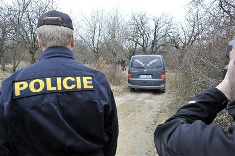 Policie v praské Troji nala mrtvé tlo, ovují, zda se jedná o ztracenou Aniku.