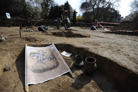 Atypický muský hrob na míst archeologického výzkumu v Terronské ulici v Praze