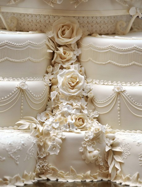 Detail svatebnho dortu pro Williama a Kate