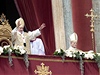 Pape Benedikt XVI. poehnal Mstu a svtu.