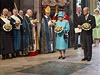 Královna Albta neoficiáln oslavila 85. narozeniny. Na snímku s manelem princem Filipem. 