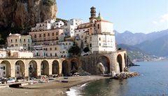 Pobeí nedaleko msto Amalfi
