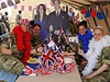 Britské zahraniní jednotky v Afghánistánu oslavují královskou svatbu
