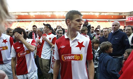 Petr Janda a fanouci Slavie na hiti v Edenu.