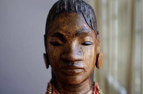 Busta Mladá Tahianka od Paula Gauguina
