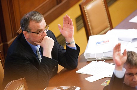 Ministr financí Miroslav Kalousek ve snmovn
