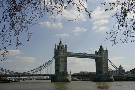 Pohled na Tower Bridge