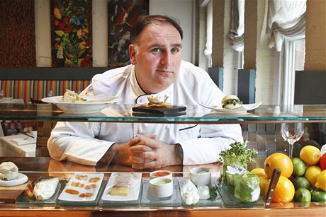 éfkucha José Andrés, který byl vyhláen nejlepím kuchaem USA.