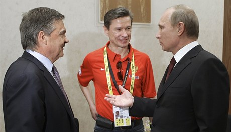 Ren Fasel, Vjaeslav Bykov a Vladimr Putin.