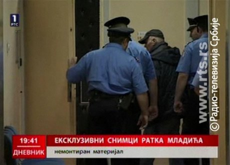 Ratko Mladi na exkluzivních zábrech krátce po svém zatení